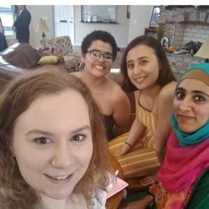 Meet your Posher, Kayla